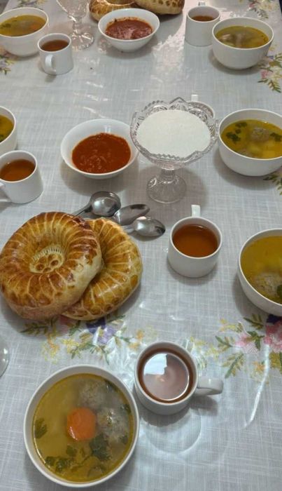 Хостел в центре города. Гостиница. Комнаты