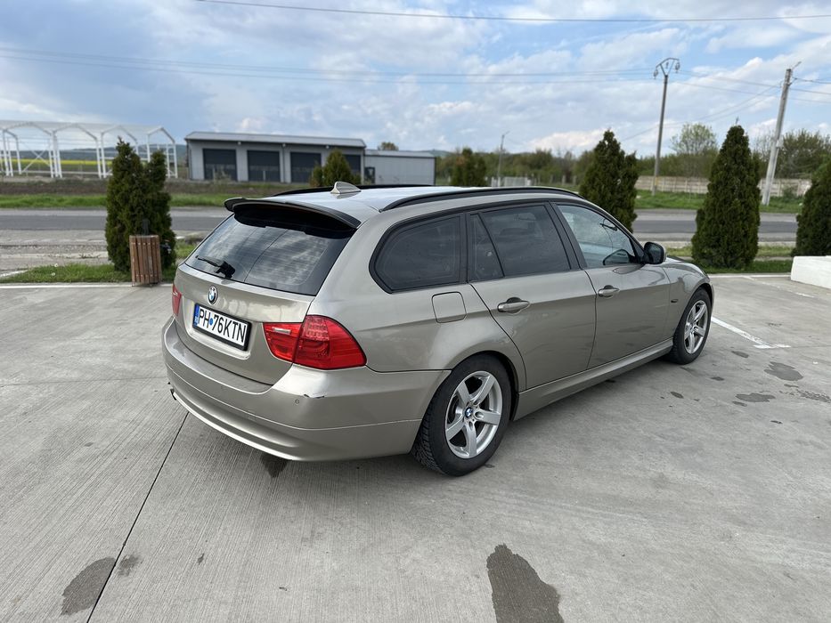 BMW 3 Series 2010 — imagine 4
