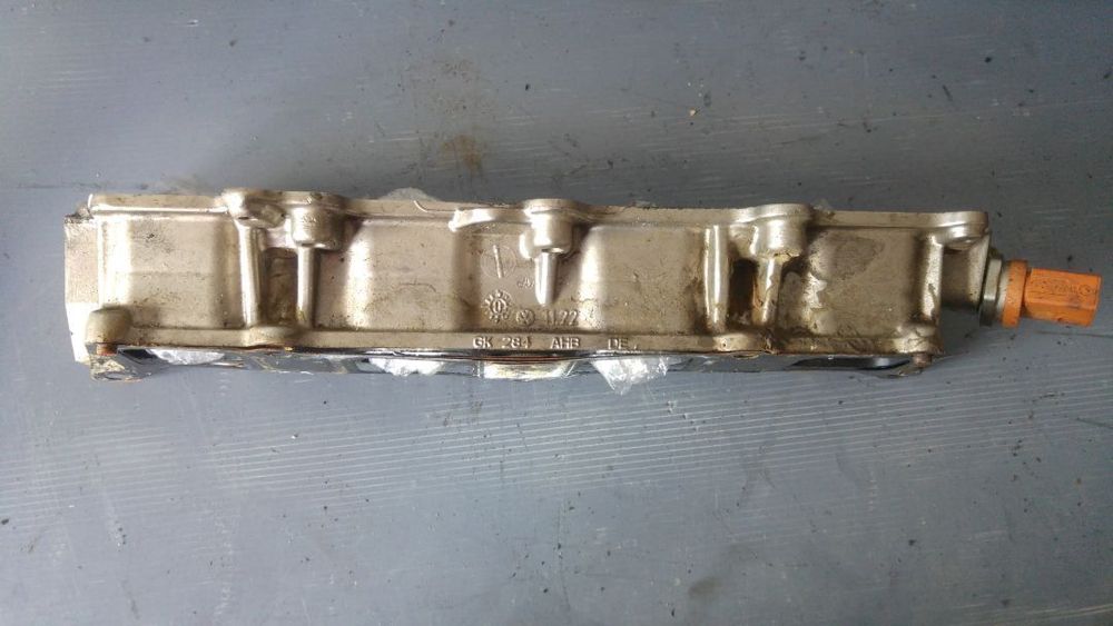 rampa injectoare 1.4 tsi cax vw golf 6 audi a3 8p seat leon toledo altea vw passat b6  2007-2011 gk284ahb