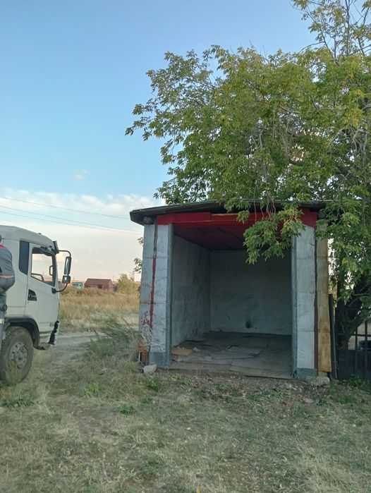 Продам гараж в Заводском