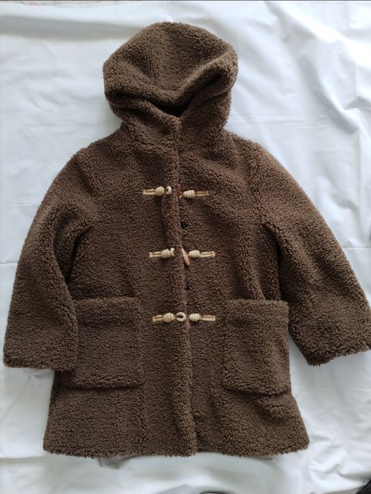 Paltoane și gecute Zara