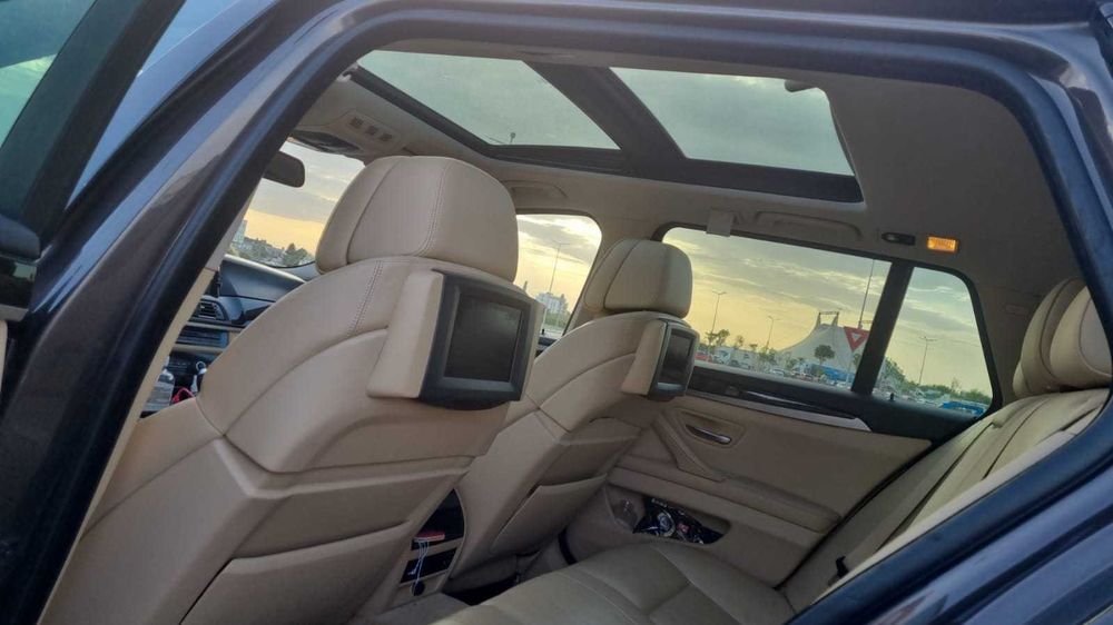 vind  BMW  SERIA  5   525  diesel   interior   de  seria  7  panoramic