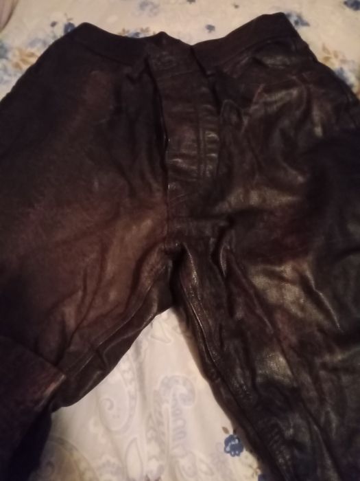 Pantaloni Piele Naturala Marime 40,