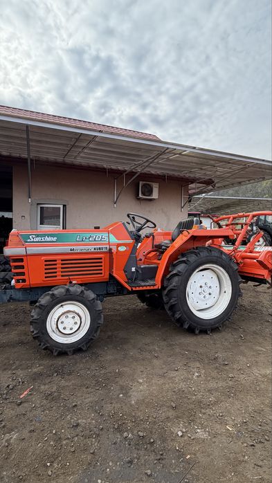 Tractor japonez Kubota Sunshine L1-205  tractoare Japoneze