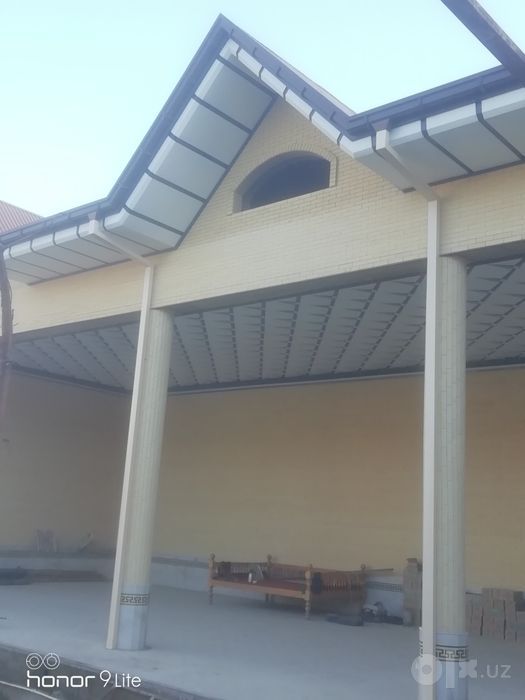Sokol pol padrashifka g'isht plitka