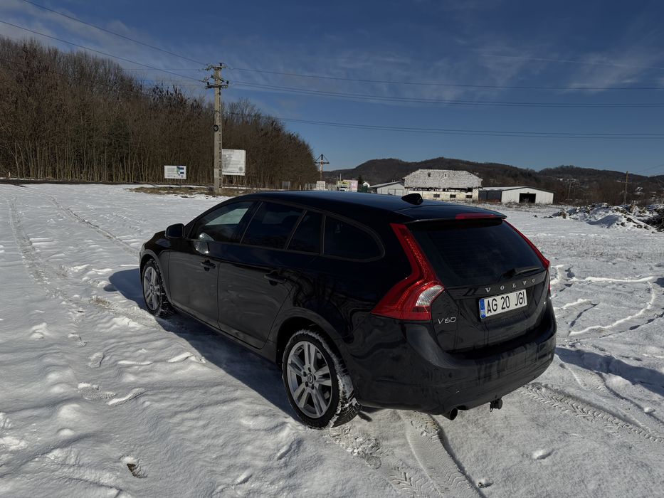 Volvo V60 2014 | 1.6 Diesel | Automat | Distribuție schimbată