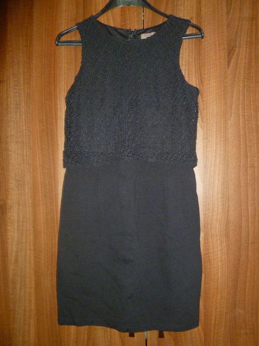 -80% CORTEFIEL маркова рокля пеплум с дантела С