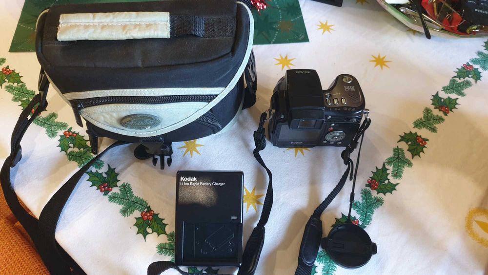 Фотоапарат Кодак DX7590+ подарък чанта