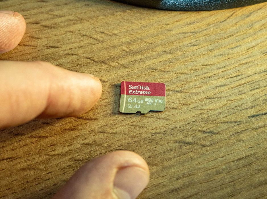 drona DJI Mini3 Pro cu RC display + accesorii