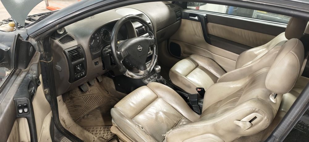 Opel Astra Bertone Turbo Z20LET на части