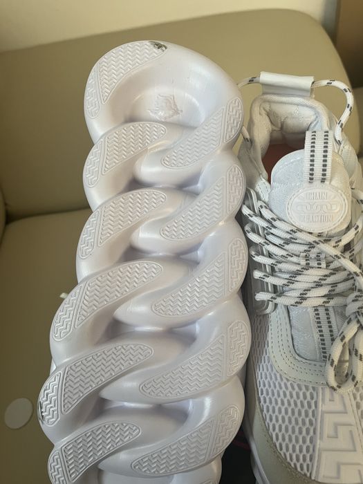 versace chain reaction