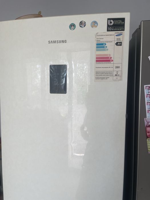 Продам холодильник