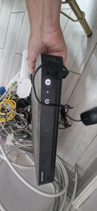 Sistem video
Pret 2500 ron
Sistem supraveghere video cu senzori de miscare si alarma complet functional..inchid salonul si nu mai am ce face cu e