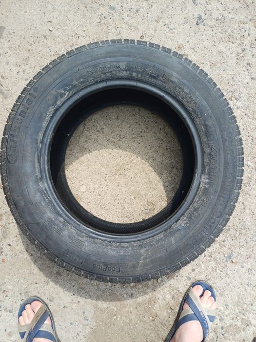 Продам летние шины CONTINENTAL 225/60 R16