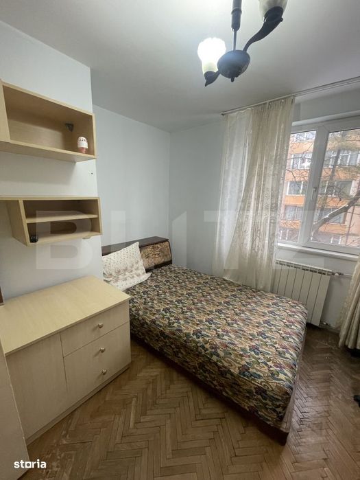 Apartament 3 camere - Etaj 2 - Zona Centrala — fotografia 1