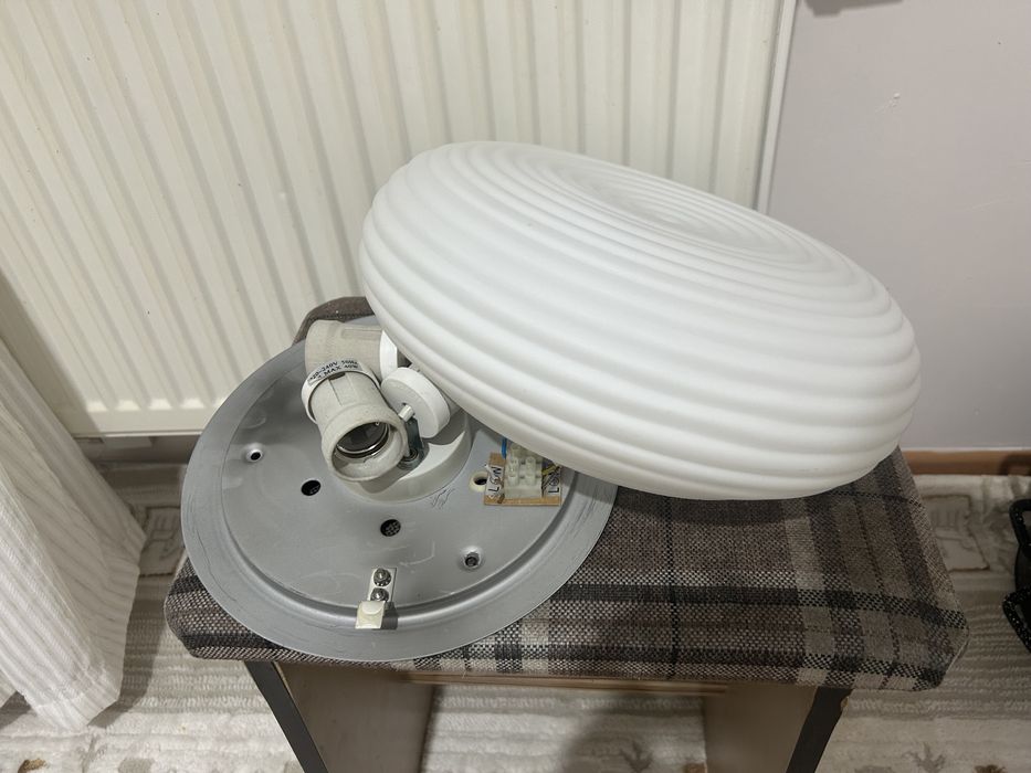 Продается люстра