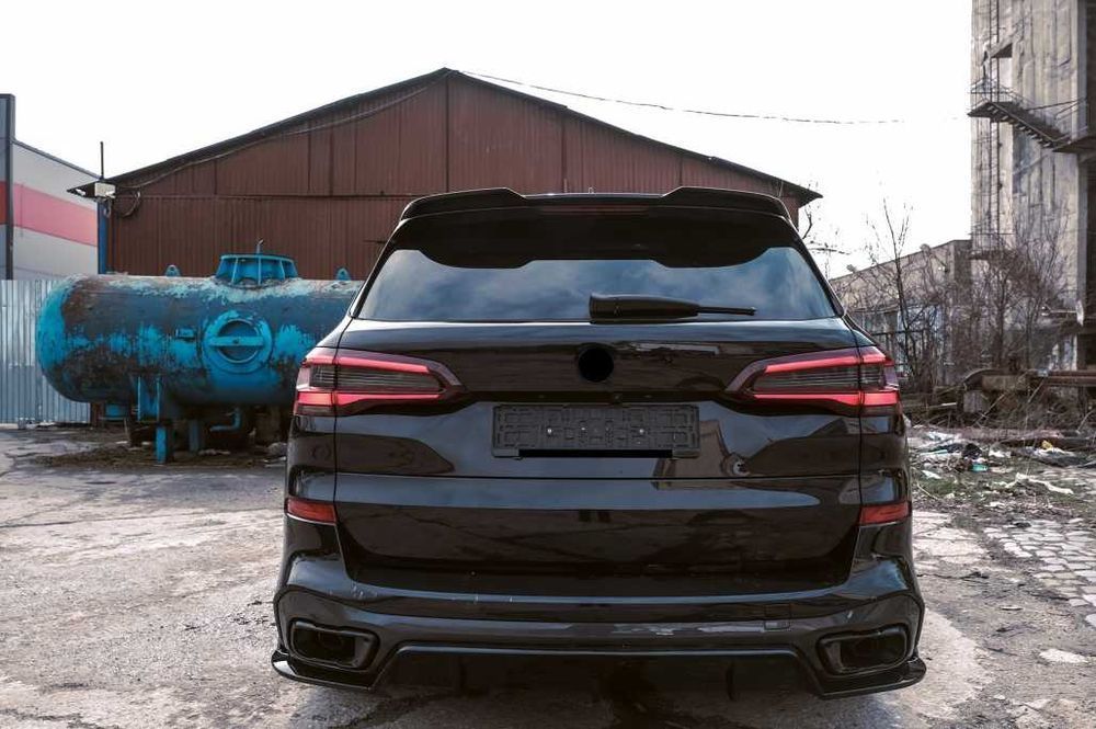 Pachet Exterior Aero BMW X5 G05 2018-up M-Tech Design Negru Lucios
