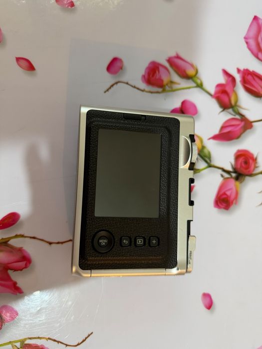 Фотоаппарат Instax mini evo