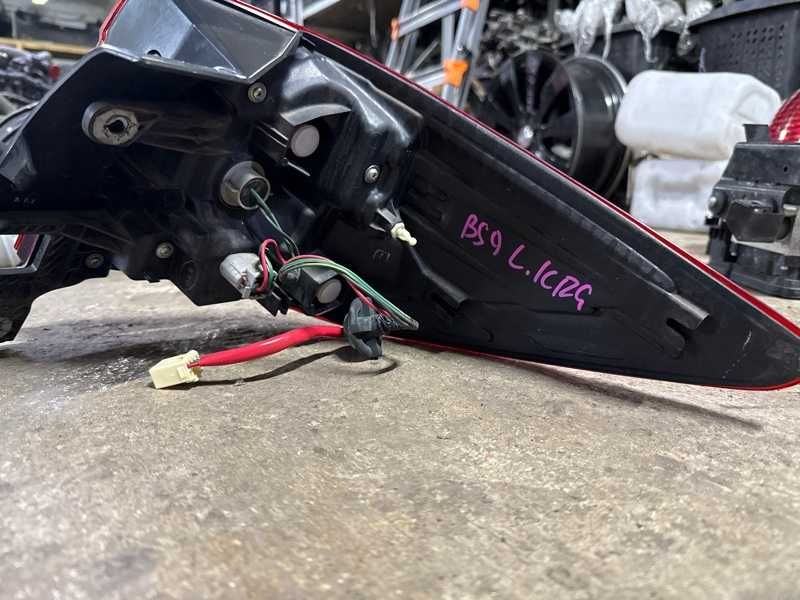 Фонари заднего хода Subaru Outback BS