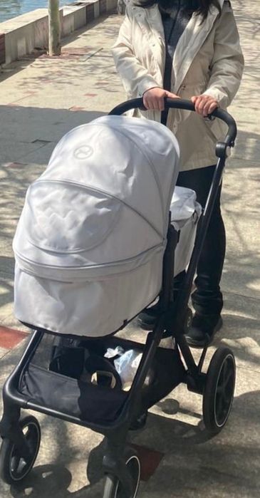 Cybex Eos Basic Lava Grey 3 in 1