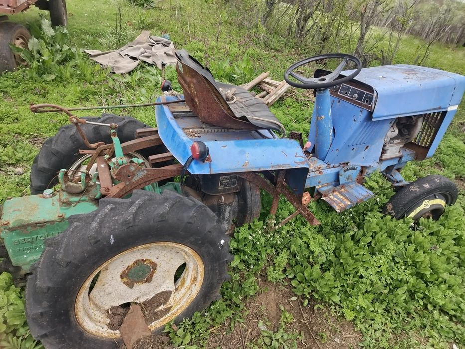 Vând motocultor și motocoasa