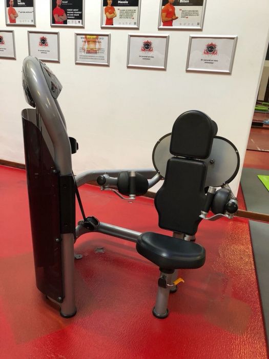 Depozit aparate fitness Matrix