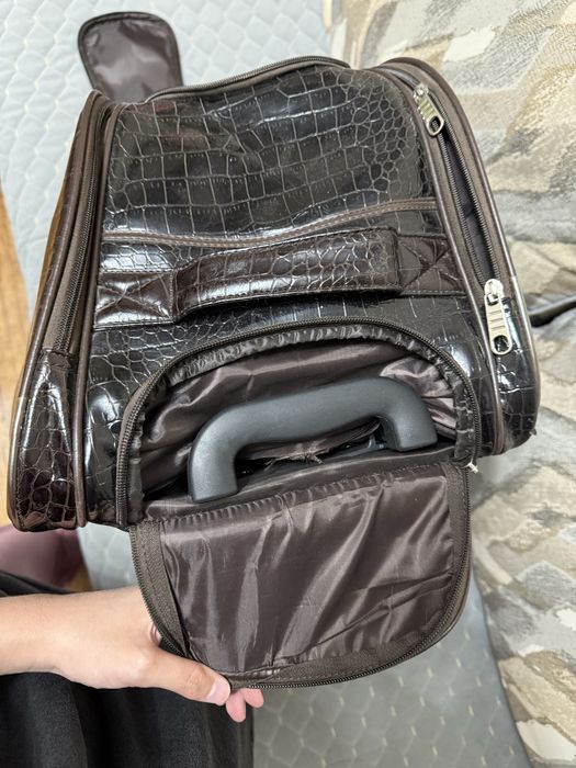 Чемодан крокодил коричневый