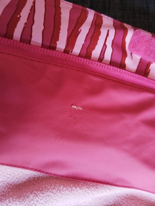 Дрешки, спални чували, зимни гащеризони