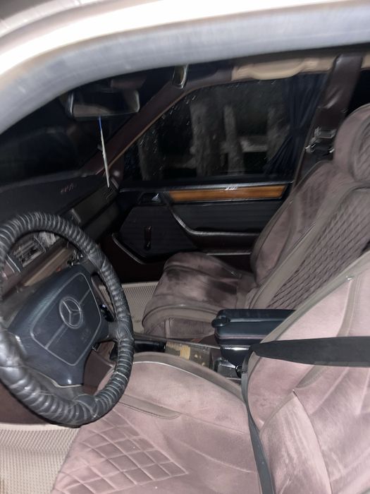 Продам мерседес 124