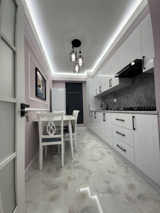 Продается 2 комнатная  Новостройка Икат юнусабад 13 квартал