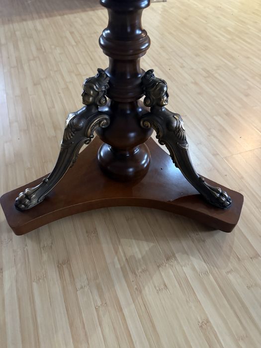 Cuier din lemn masiv