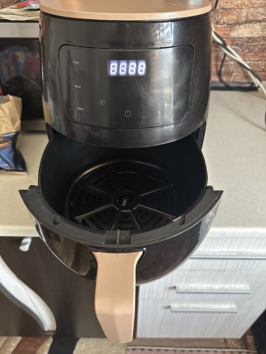 AIRFRYER 6 L 2400W S18
