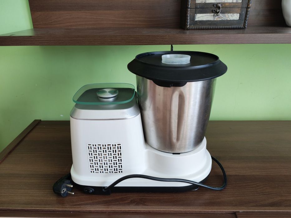 Robot de bucatarie multifunctional