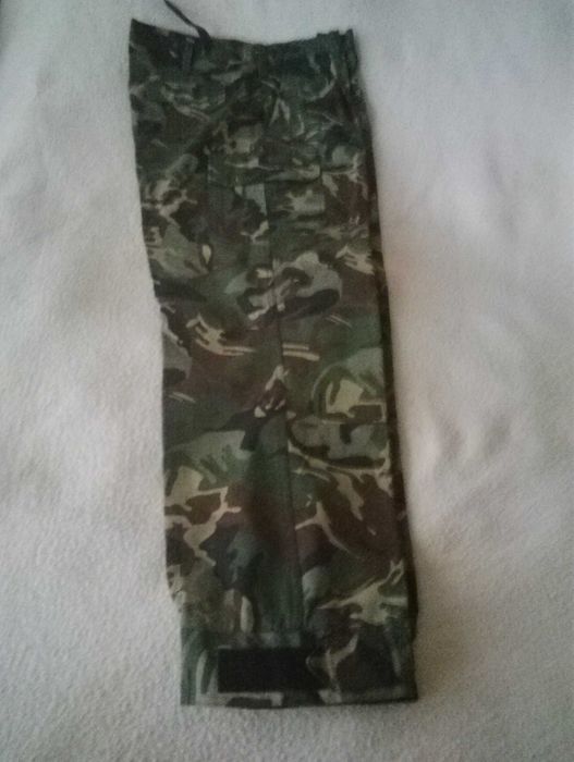Камуфлажни дрехи с размер 2XL