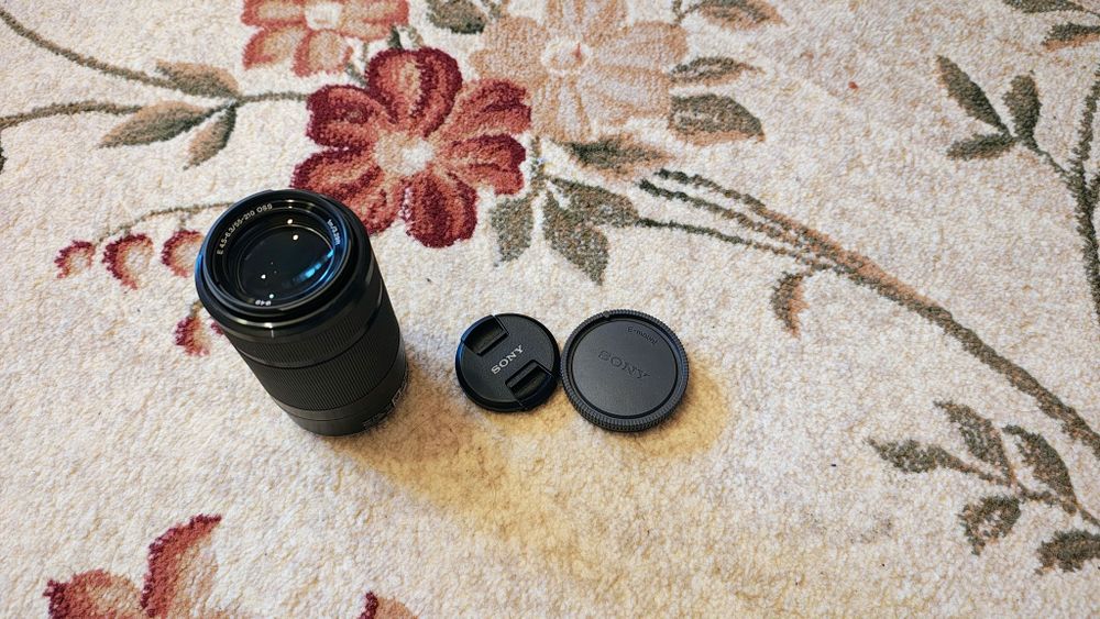 Obiectiv Sony E mount 55-210mm