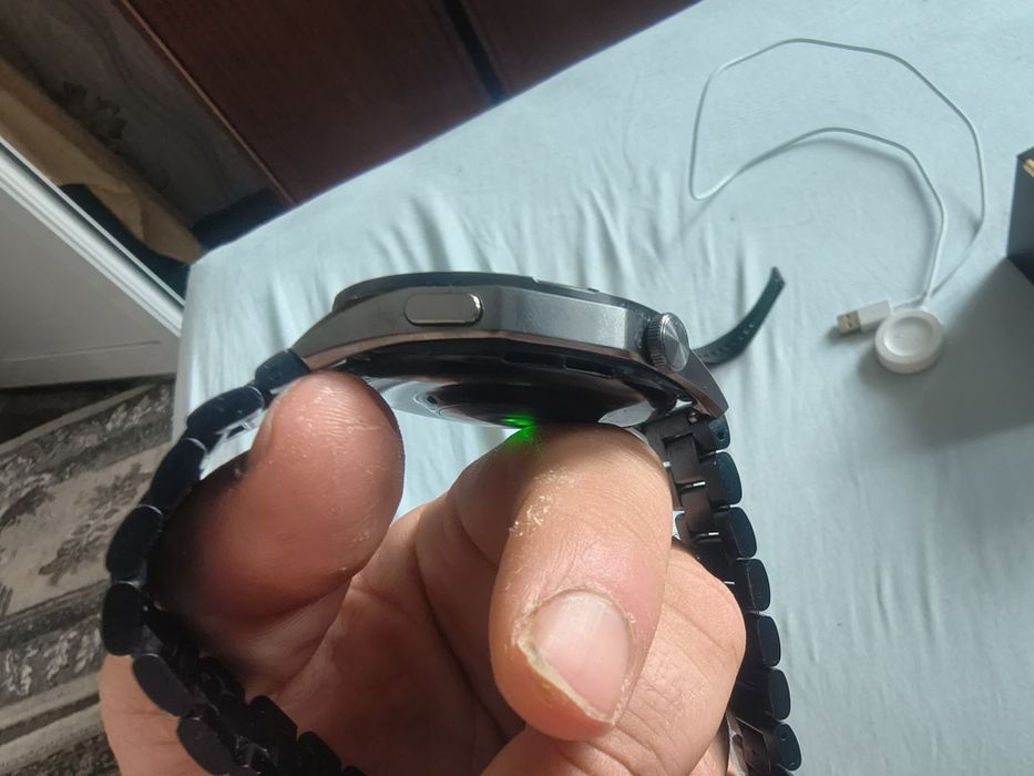 Huawei Watch GT 4 (46mm) Black + Гаранция до 11.2027 + Допълнителна верижка