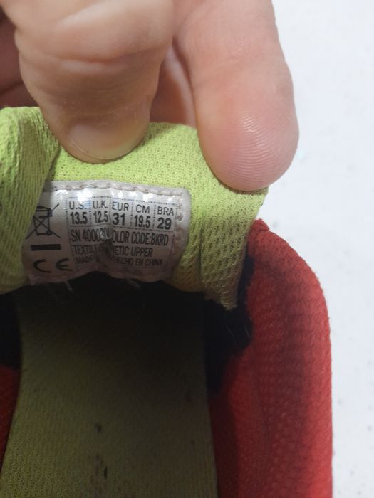 Skechers leduri nr 31