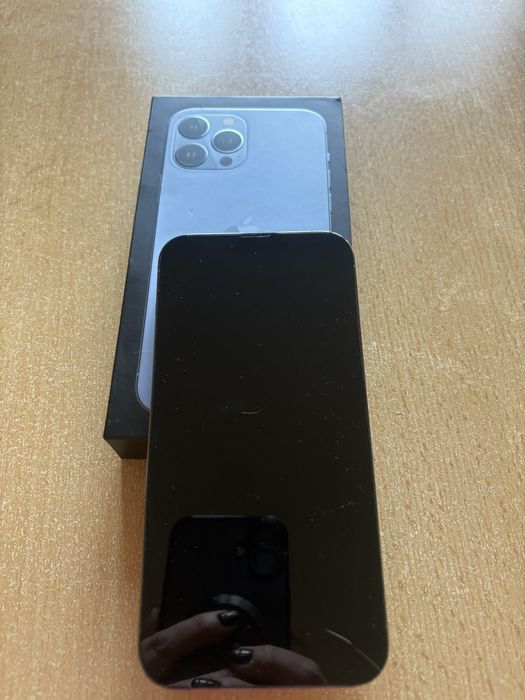 Продам iPhone 13 Pro Max