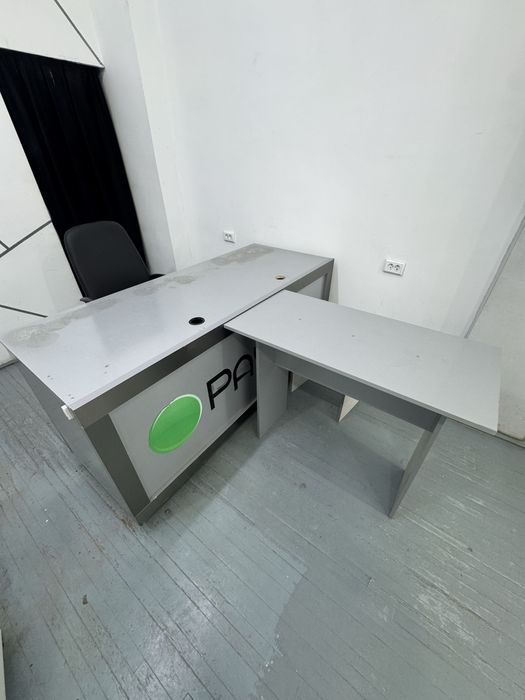 Ish stol kreslosi. Yaxwi holatda