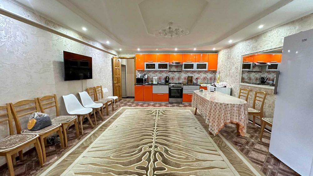 Отдельный дом  мкр Восточный