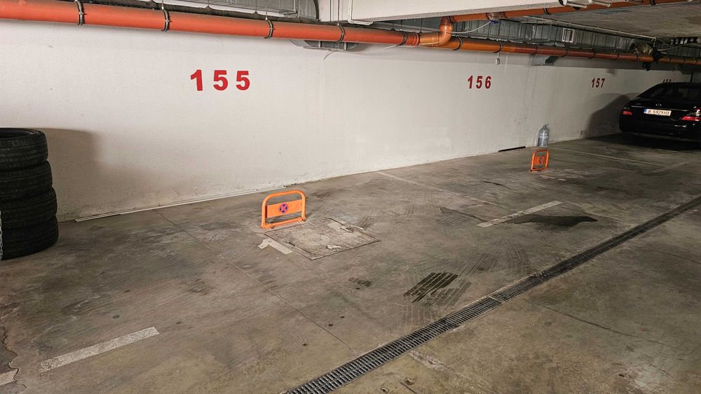 Многостаен апартамент с две паркоместа първа линия море Кабакум, Варна