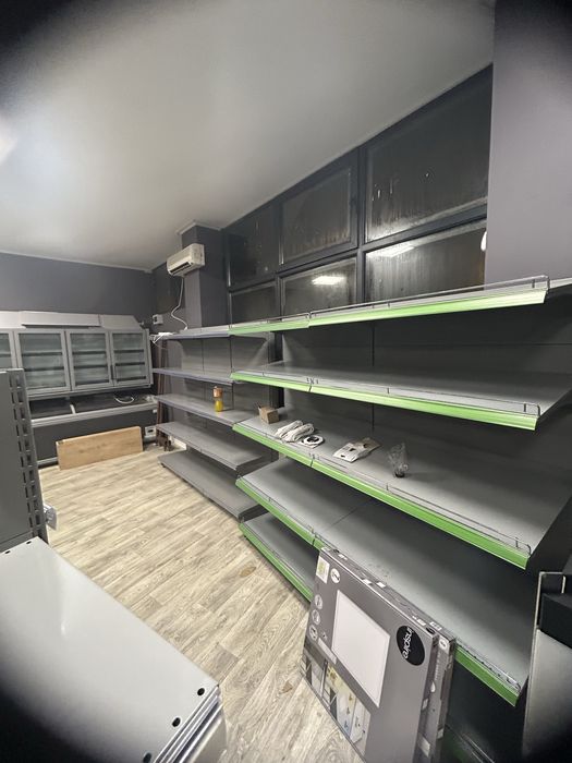 Rafturi pentru magazin!