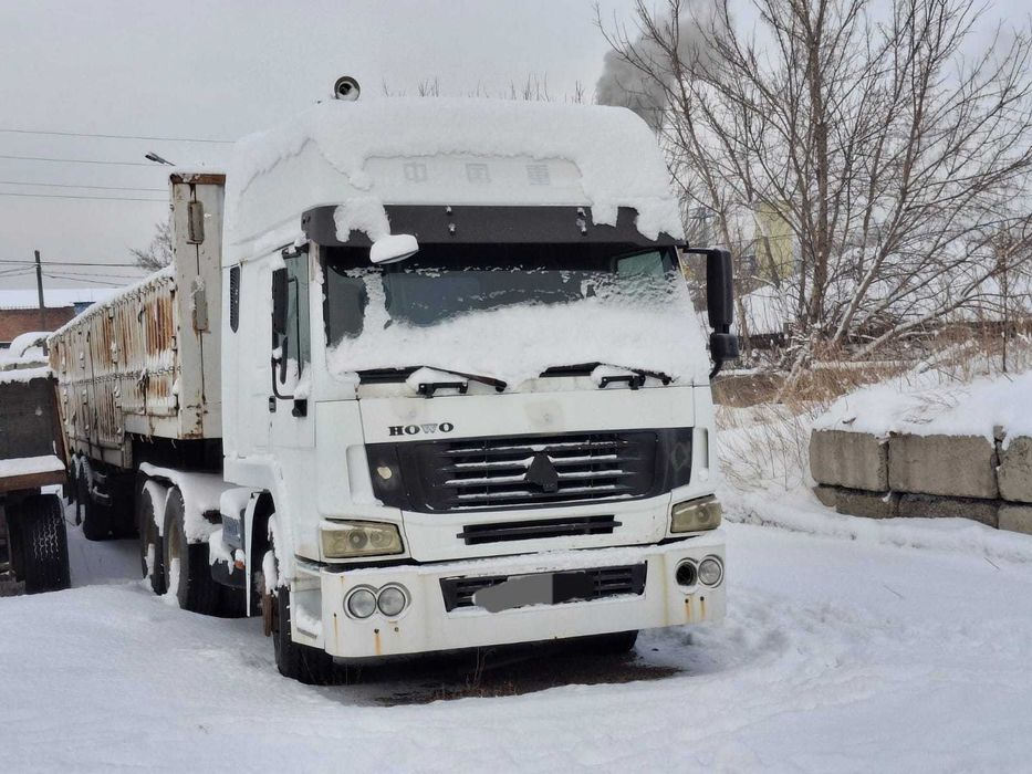 продам автомобиль HOWO