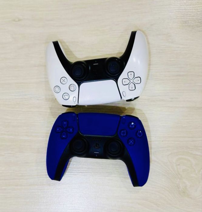 Срочно! Продам PS5, в отличном состоянии