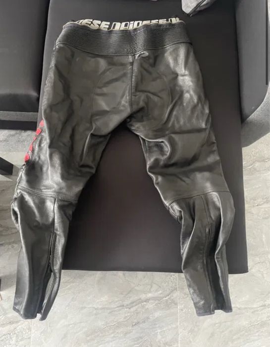 Pantaloni si Geaca Moto Dainese Piele