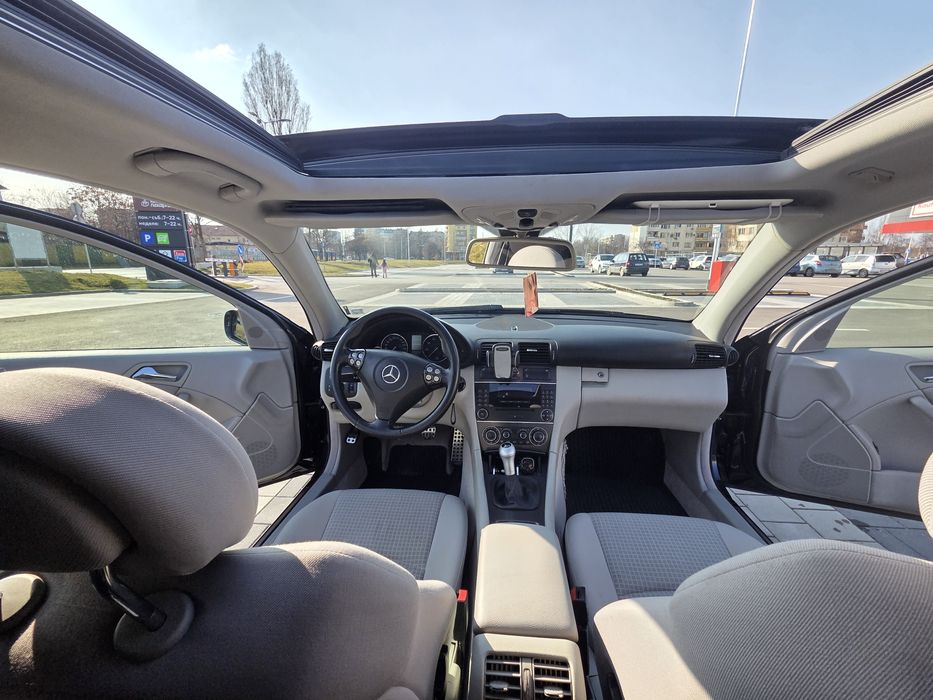 Mercedes Benz C230 Sportcoupe 2.5 V6 204hp.    3800  Euro