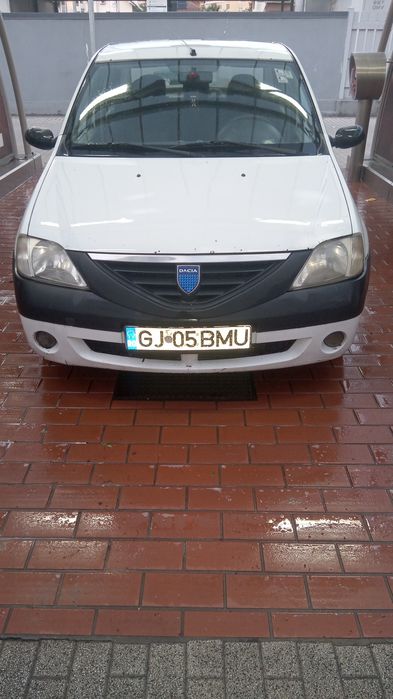 Vând Dacia Logan, 1.5 dci, 215.000, preț 1800 euro