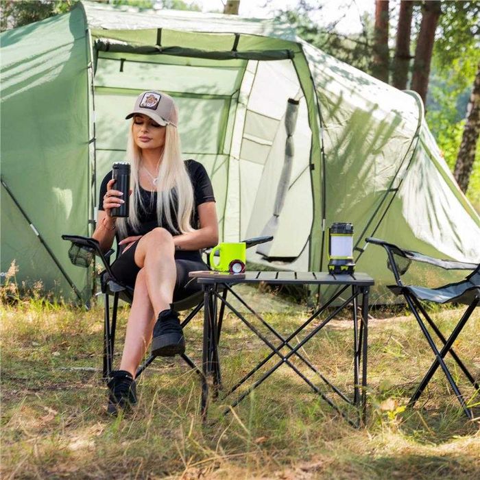 Cort camping, impemeabil, 2 camere + hol, 4 locuri