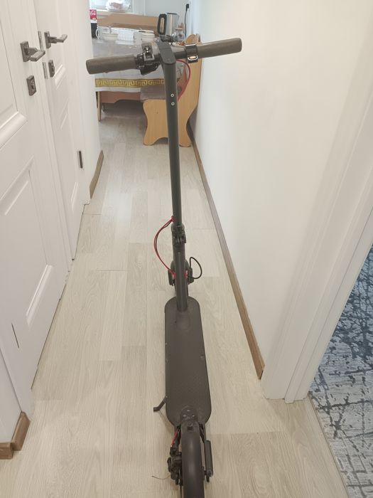 Продам самокат xiaomi