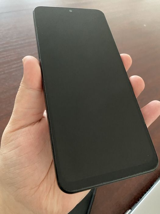 Продам смартфон Redmi